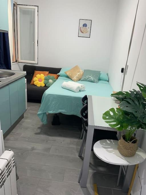 Acogedor Estudio D Junto A Metro Apartment Madrid Luaran gambar